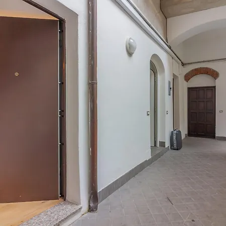 Casa Indipendenza Διαμέρισμα *